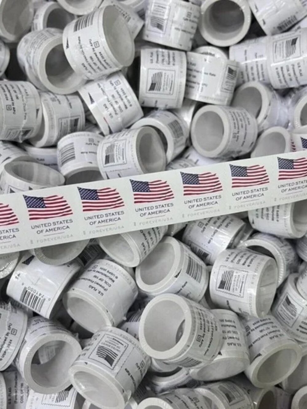 1000 forever stamps of 2025 Flag Postage